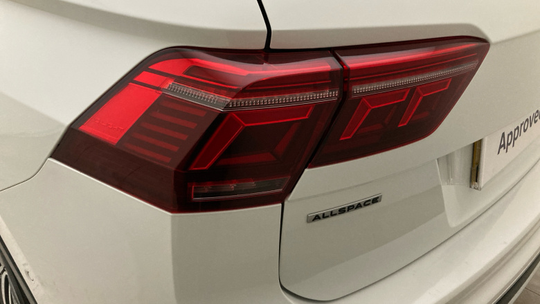 Volkswagen Tiguan Allspace 2.0 TSI 4Motion Elegance 5dr DSG Petrol Estate